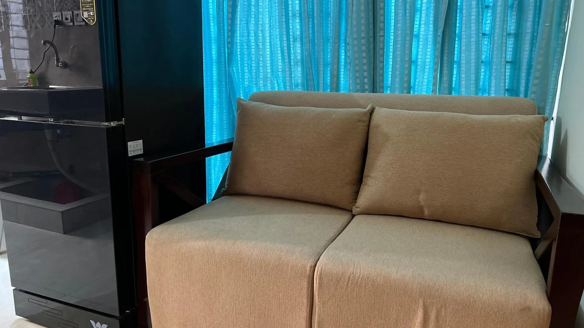 Fully Furnished, One Bedroom Apartment With Kitchen, Washroom Etc B007 Dhaka 0*,